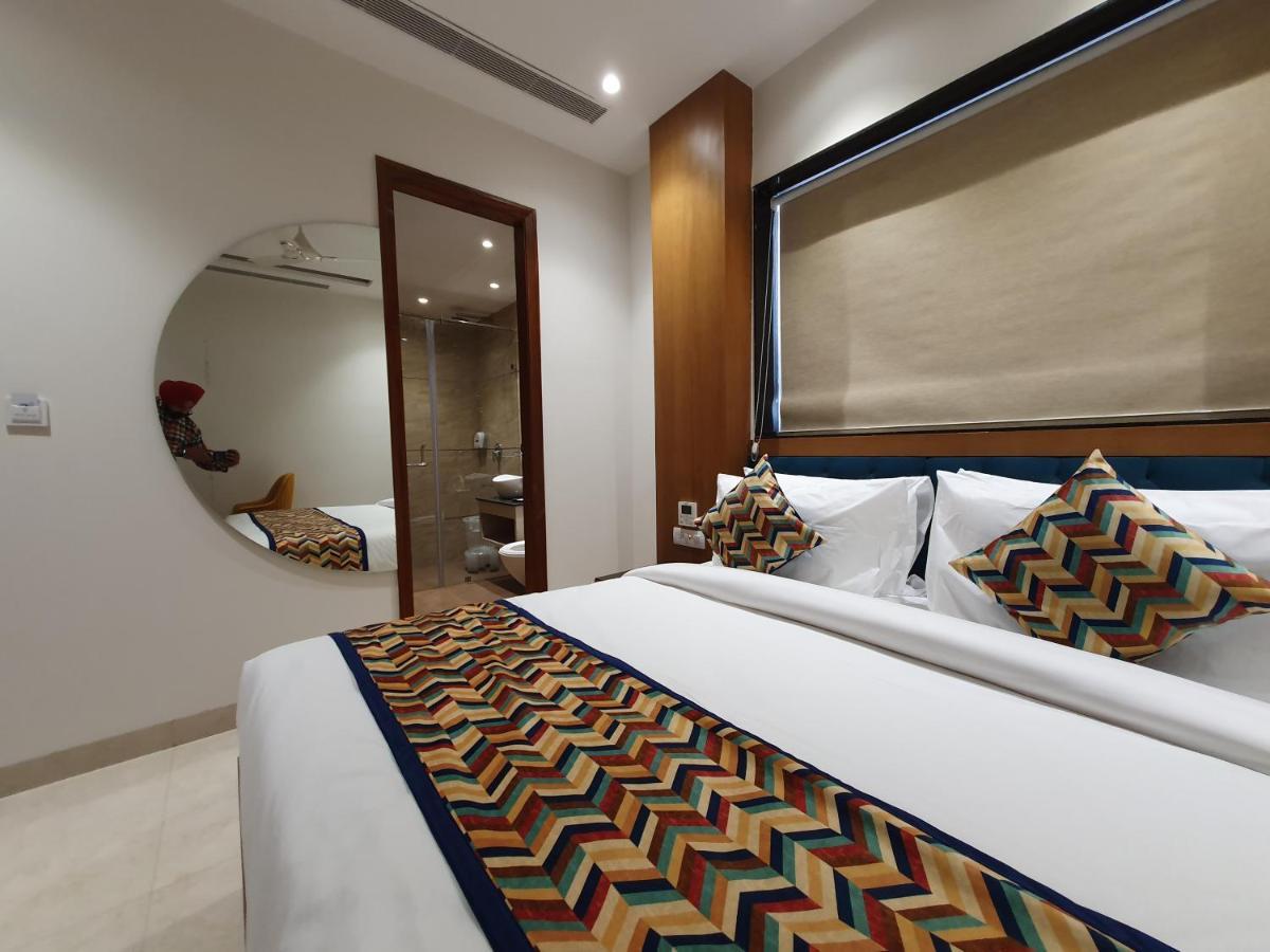 Hotel Classio Royale Amritsar Eksteriør billede